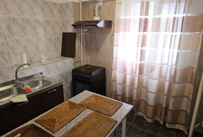 Apartament cu 3 camere semidecomandat, mobilat în Ghencea - 18