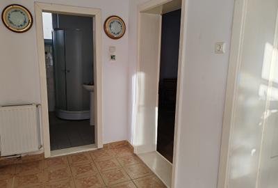 Casa 3 camere libera la vanzare GHIMBAV - 10