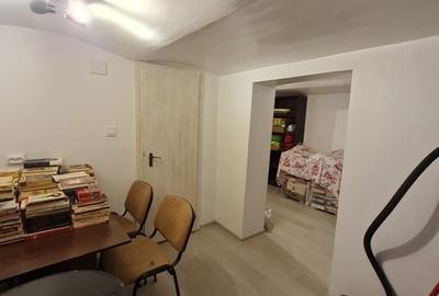 Apartament 2 camere,curte comuna/4 proprietari - 6