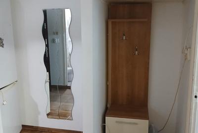 Garsonieră decomandată, mobilată în Tei - 2