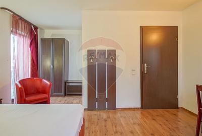 Casă individuală cu 12 camere cu Canalizare în Astra - 4