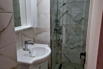 Apartament cu 3 camere decomandat în Iara - 4