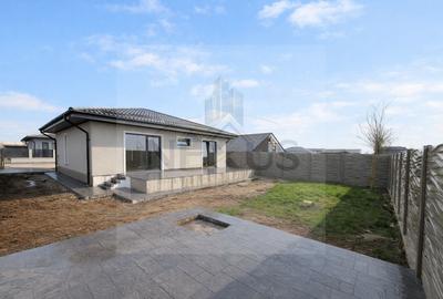 Casă individuală cu 3 camere cu Canalizare în Berceni - 2