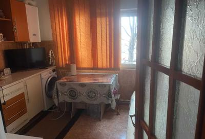 Garsonieră decomandată în Nicolina - 2