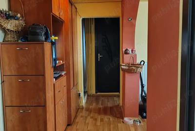 Vand apartament 2 camere, centrala proprie, 80.000 Euro - 1