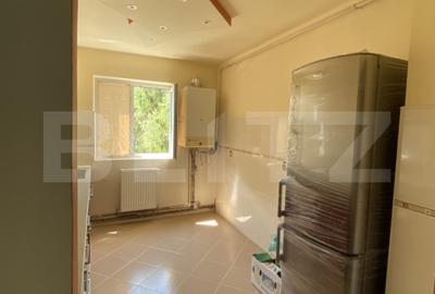 Apartament de 3 camere, 2 bai si balcon inchis, etaj intermediar - 11