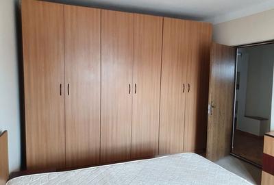Apartament cu 3 camere decomandat în 13 Septembrie - 1