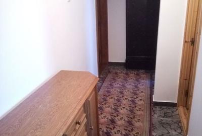 Apartament cu 3 camere semidecomandat în Central - 2