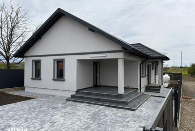 Casă cu 4 camere cu Teren 445 Mp în Poșta Câlnău - 4