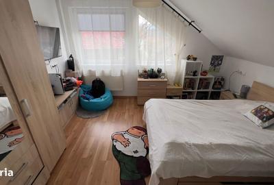 Casă cu 6 camere cu Teren 439 Mp în Petros - 5