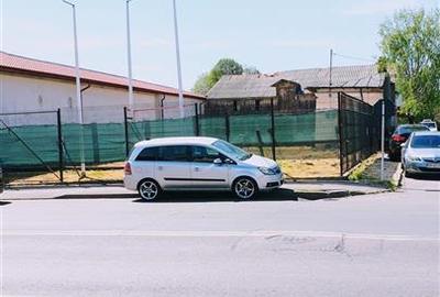 Teren Construcții intravilan de 691 mp, în Central - 3