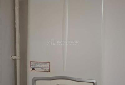 Apartament cu 2 camere semidecomandat în Micro III - 4
