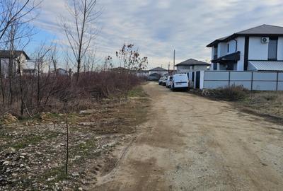 Teren intravilan Domnesti, str.Fortului, deschidere=26.ml, adancime=15ml, 72E/mp - 4