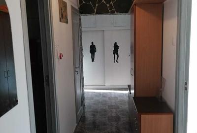 Apartament decomandat în Tei - 3