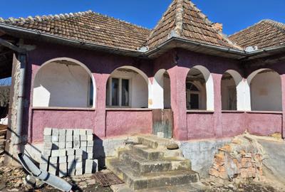 Casă cu 3 camere decomandat în Măhal - 2
