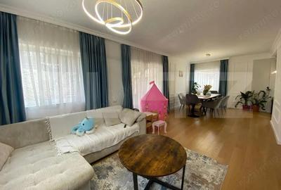 Casă cu 6 camere cu Teren 1460 Mp în Jucu - 1