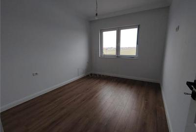 Duplex cu 5 camere cu Canalizare în Moșnița Nouă - 6