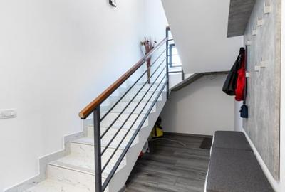 Casă cu 5 camere cu Teren 532 Mp în Crevedia - 8