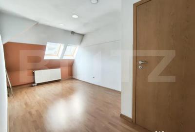 Spațiu comercial, de 150 mp, în Central - 2