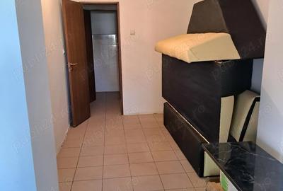 Spațiu comercial, de 111 mp, în Zamostea - 8