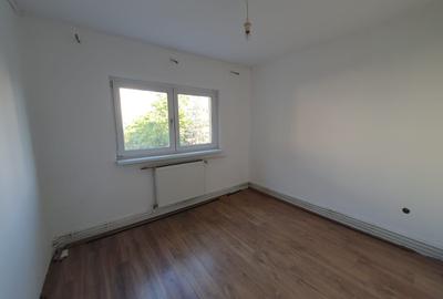 De vanzare apartament 4 camere – Dambovita- 2469 - 6