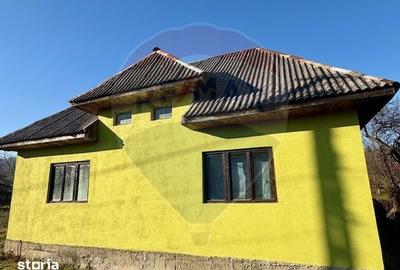 Casă cu 3 camere cu Teren 2097 Mp în Budești - 2