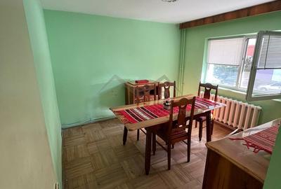 Apartament cu 4 camere decomandat în Cug - 6