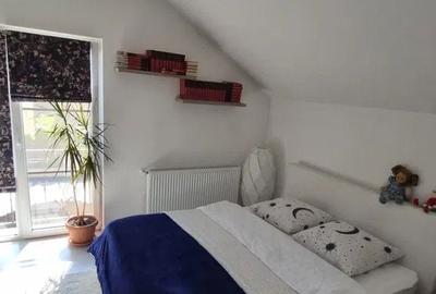 Casă cu 4 camere în Unirii