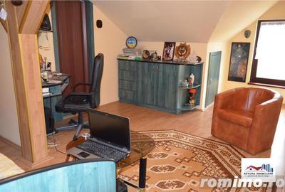 Casa si Spatiu Comercial de Vanzare Zona Semicentrala - 4