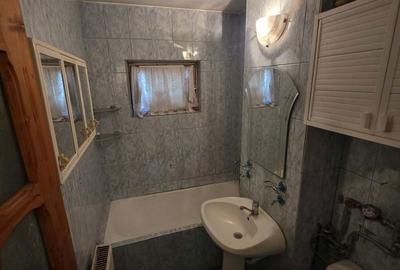 Apartament cu 3 camere în Central - 3