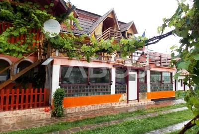 Pensiune la cheie 13 camere  15 locuri parcare si teren 3000 mp - 5