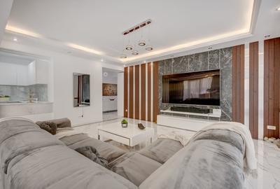 Apartament cu curte in zona de Nord, Aron Cotrus - 2