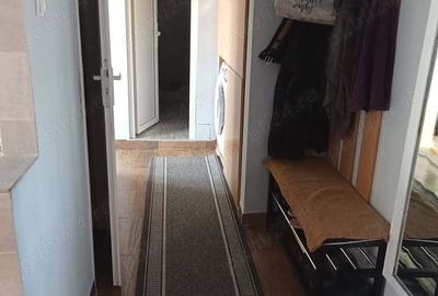 Apartament cu 2 camere decomandat în Micro 1 - 2