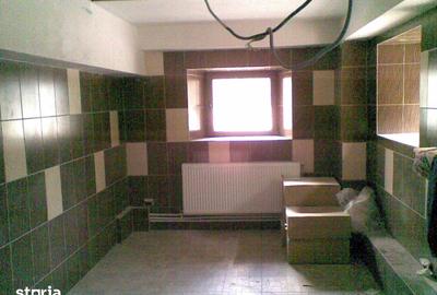 Spațiu comercial, de 200 mp, în Ultracentral - 3