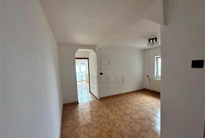 LUNEI - 2 Camere - Decomadat - Acoperis refacut - 3