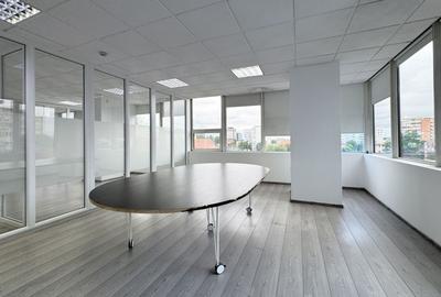 Birou, de 340 mp, în Ultracentral - 12