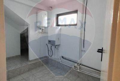 Casa / Vila cu 4 camere la 25 min de Piata Victoriei - Tartasesti - 6