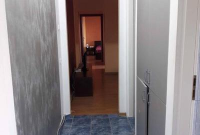 Apartament cu 3 camere semidecomandat, mobilat în Cetății - 15