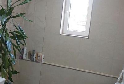 Apartament cu 4 camere în Florești - 4