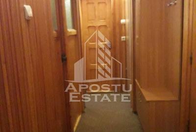 Apartament cu 2 camere în Mehala