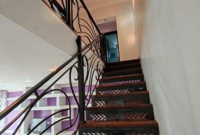 Apartament 4 camere, 111 mp, zona Depozitul de flori - 17