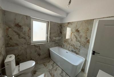 Casă cu 5 camere cu Teren 250 Mp în Valea Lupului - 2