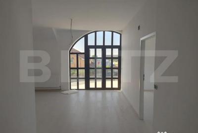 Casă cu 7 camere cu Teren 489 Mp în Central - 7