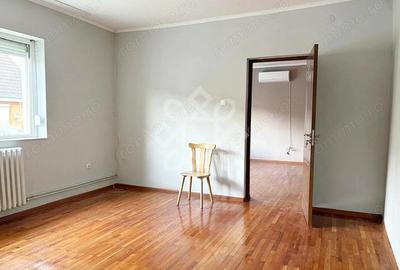 Casa de vanzare in Iosia, teren 839 mp - 2