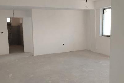 Apartament 3 camere, semidecomandat, 77 mp utili, zona Fermelor - 2