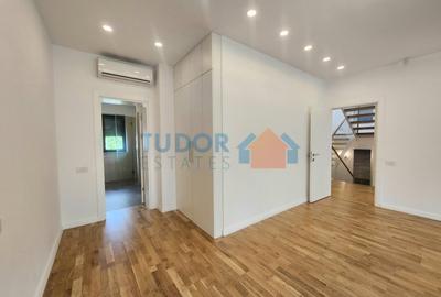 Beautiful 5 bedroom villa in Oxford Gardens - 14