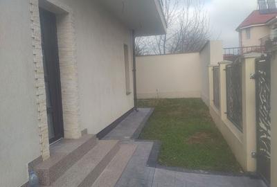 Casă cu 3 camere în Central - 8