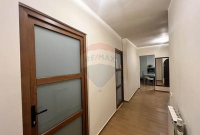 Oaza verde din mijlocul orasului - apartament de 3 camere de vanzare - 10