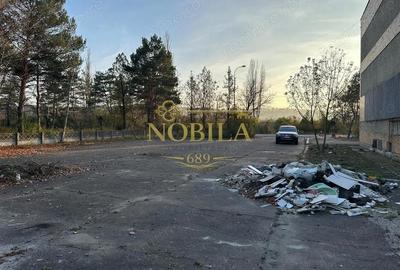 Spațiu comercial, de 900 mp, în Central - 4