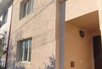 Casă cu 5 camere cu Teren 383 Mp în Mehala - 2